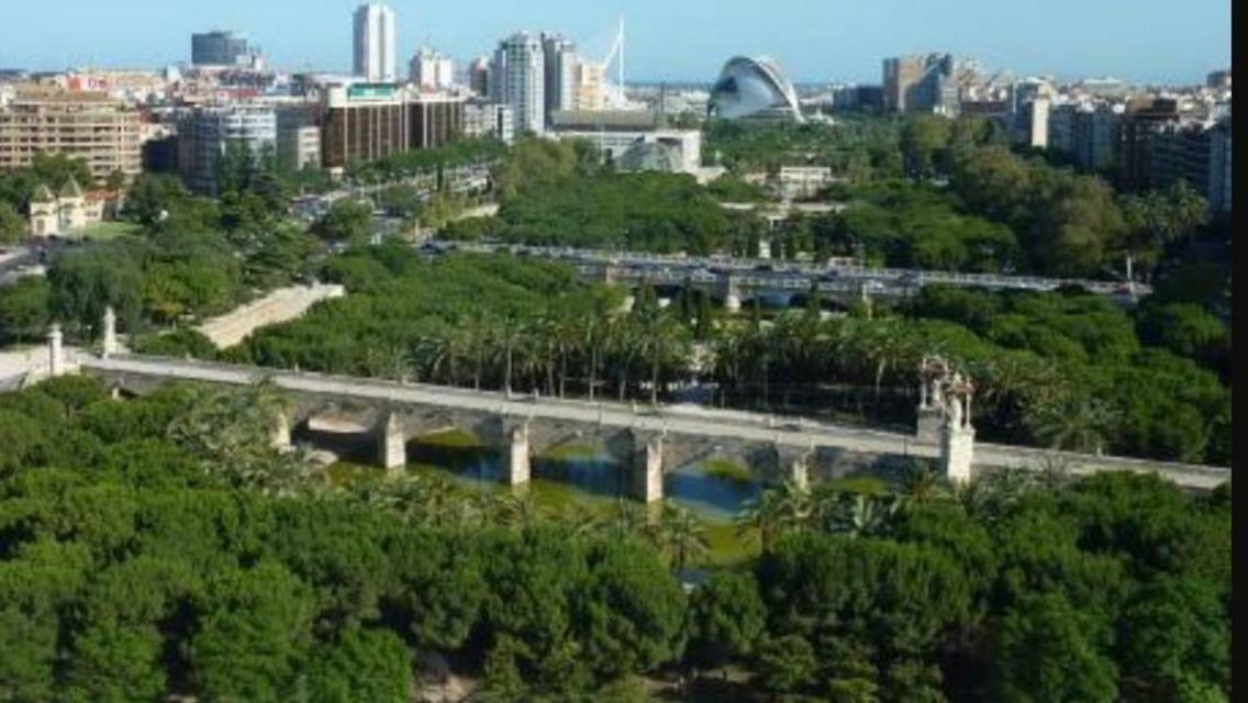 ולנסיה Apto En Ciudad De Las Ciencias Y Cerca Playa מראה חיצוני תמונה